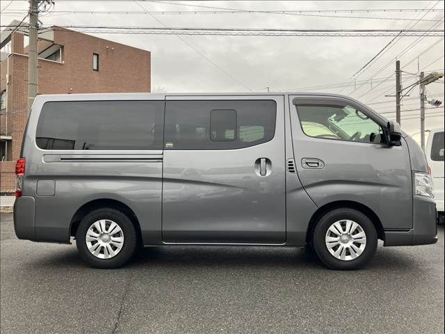 NISSAN NV350 CARAVAN 2022