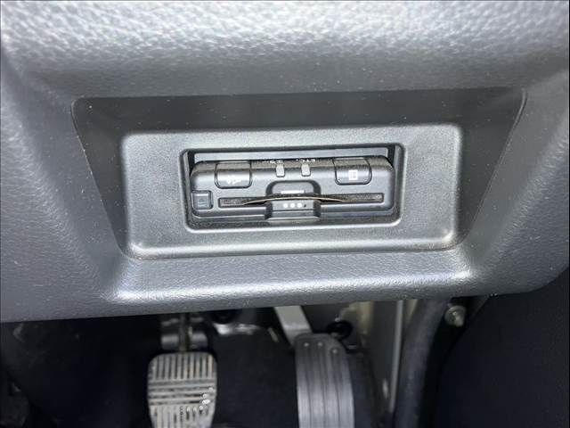 NISSAN NV350 CARAVAN 2022