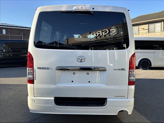 TOYOTA HIACE van 2WD 2022