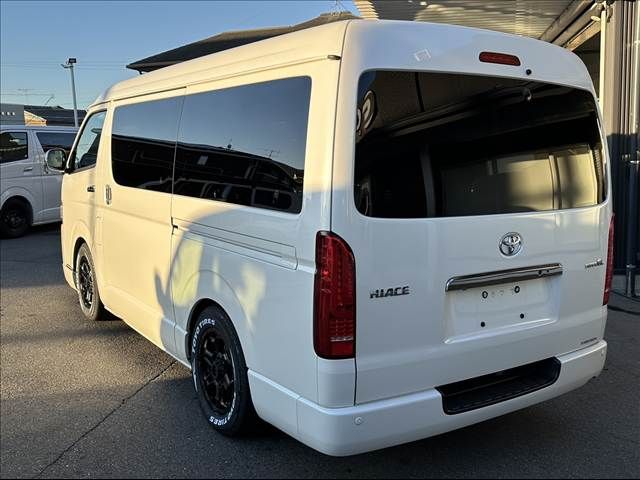 TOYOTA HIACE van 2WD 2018