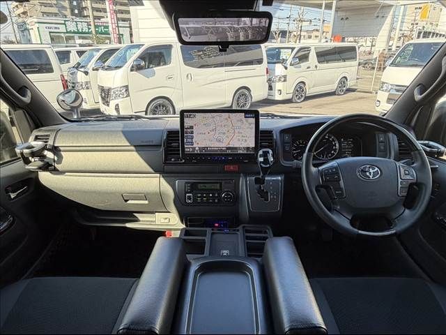 TOYOTA HIACE van 2WD 2023