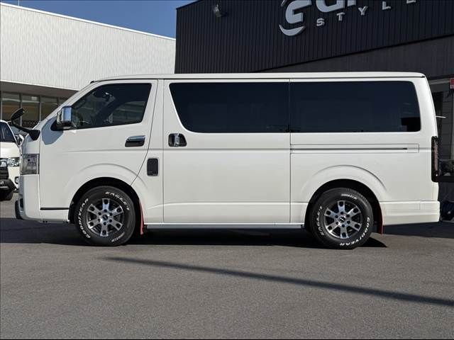TOYOTA HIACE van 2WD 2023