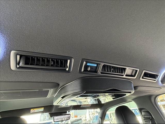 TOYOTA HIACE van 2WD 2023