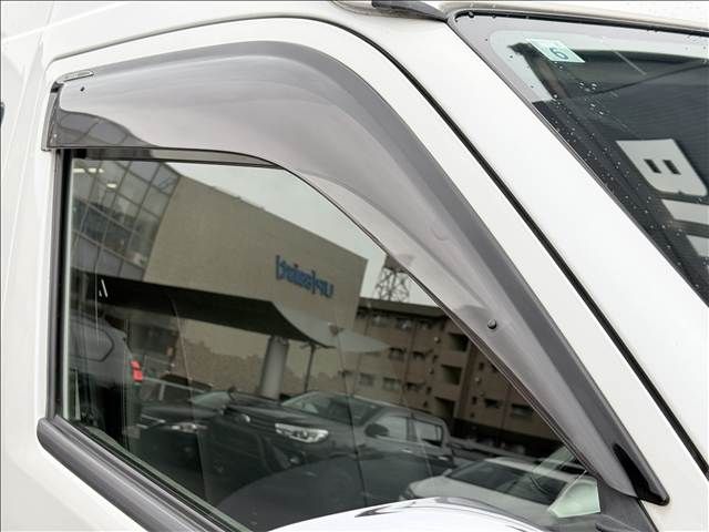 TOYOTA HIACE wagon 2015