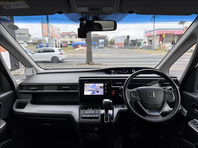 HONDA STEPWAGON SPADA 2015