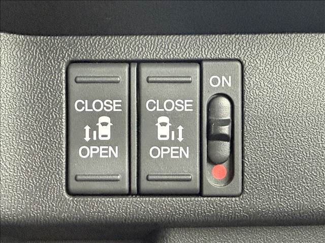 HONDA STEPWAGON SPADA 2015