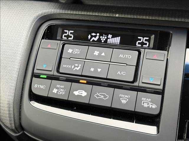 HONDA STEPWAGON SPADA 2015