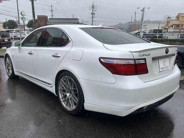 TOYOTA LEXUS LS600h 2008