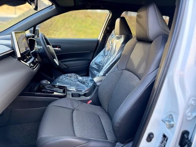 TOYOTA COROLLA CROSS HYBRID 2025