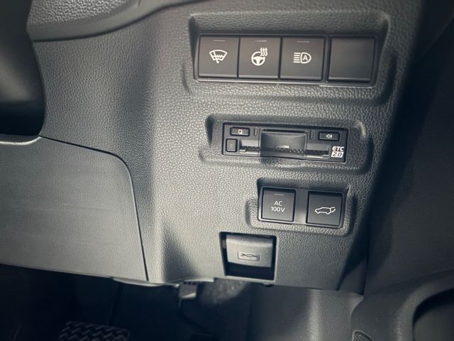 TOYOTA COROLLA CROSS HYBRID 2025