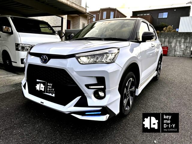 TOYOTA RAIZE HYBRID 2025