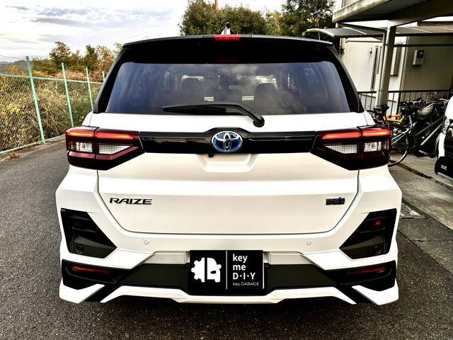 TOYOTA RAIZE HYBRID 2025