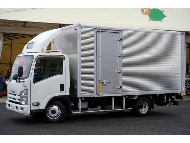 ISUZU ELF 2012