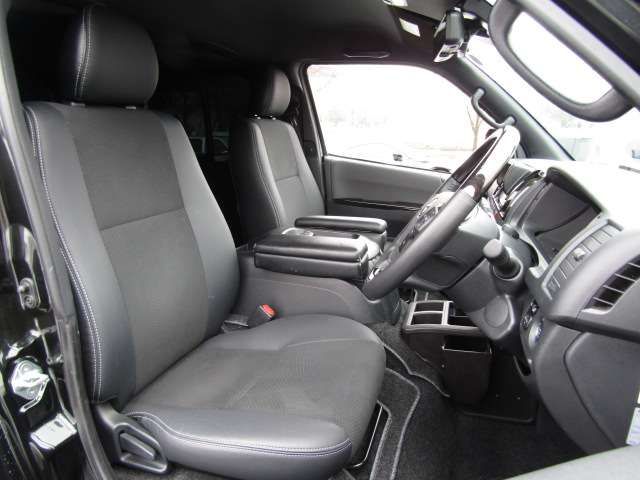 TOYOTA HIACE van 2WD 2023