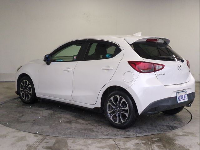 MAZDA DEMIO 2017