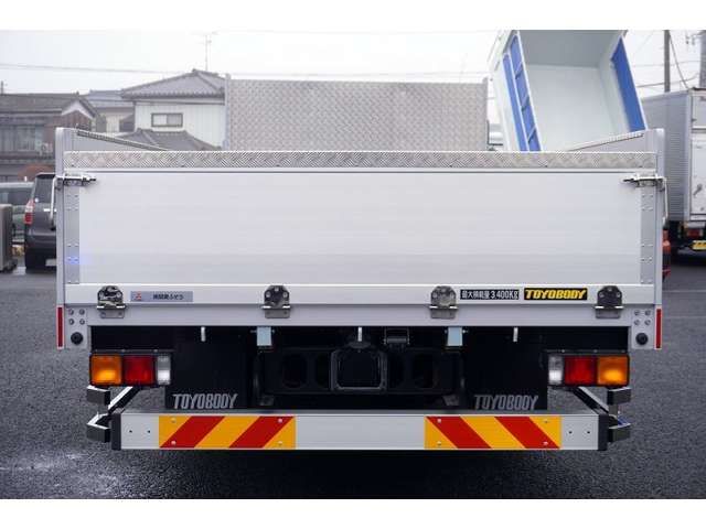 MITSUBISHI FUSOU FIGHTER 2024