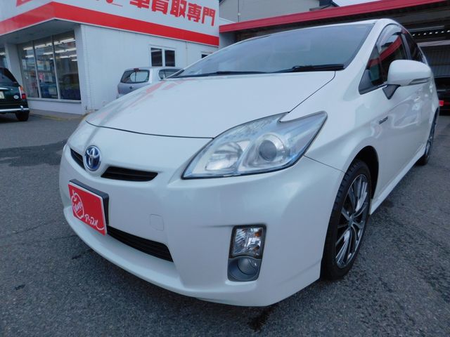 TOYOTA PRIUS 2010