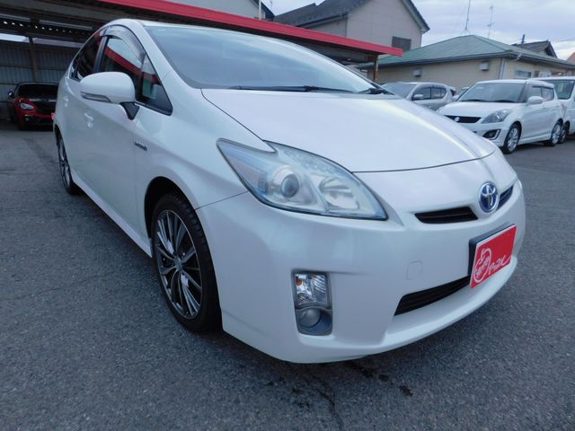 TOYOTA PRIUS 2010