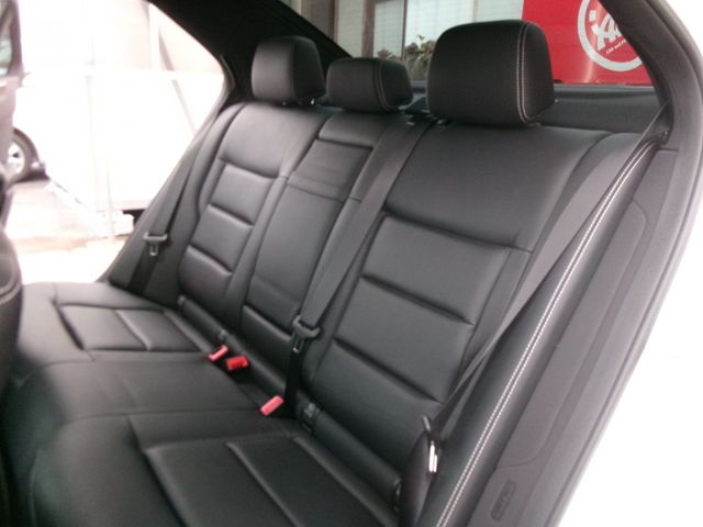 MERCEDES BENZ MERCEDES BENZ E class sedan 2012