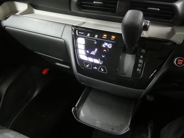 MITSUBISHI DELICA MINI 2025