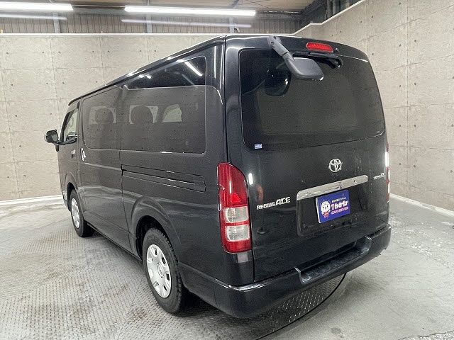 TOYOTA REGIUSACE van 2WD 2009