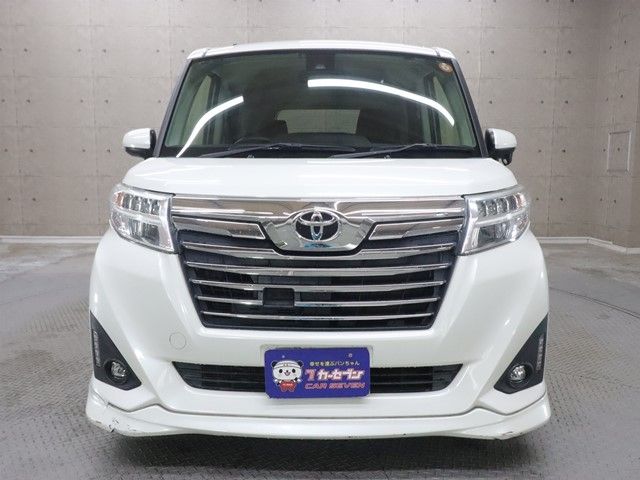 TOYOTA ROOMY 2016