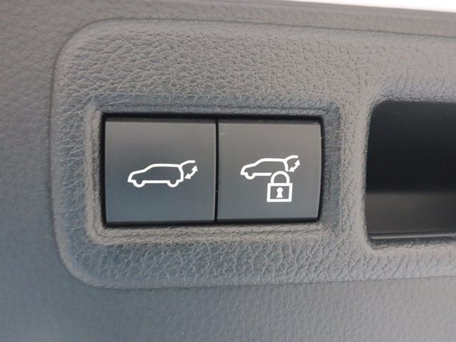 TOYOTA HARRIER HYBRID 2023