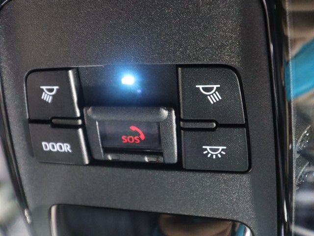 TOYOTA HARRIER HYBRID 2023