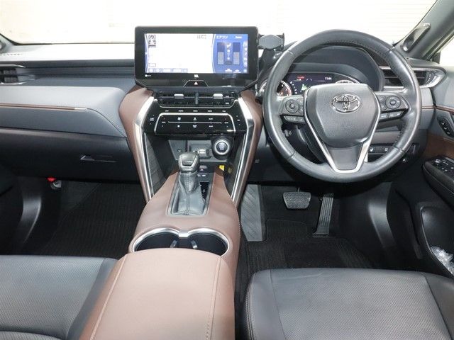 TOYOTA HARRIER 2WD 2021