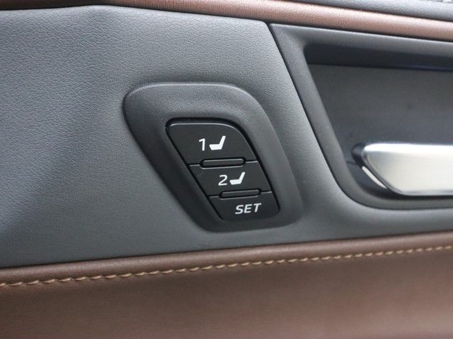 TOYOTA HARRIER 2WD 2021