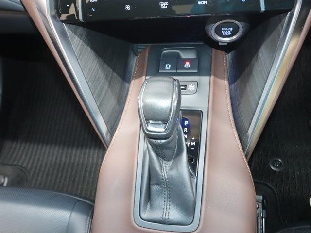 TOYOTA HARRIER 2WD 2021