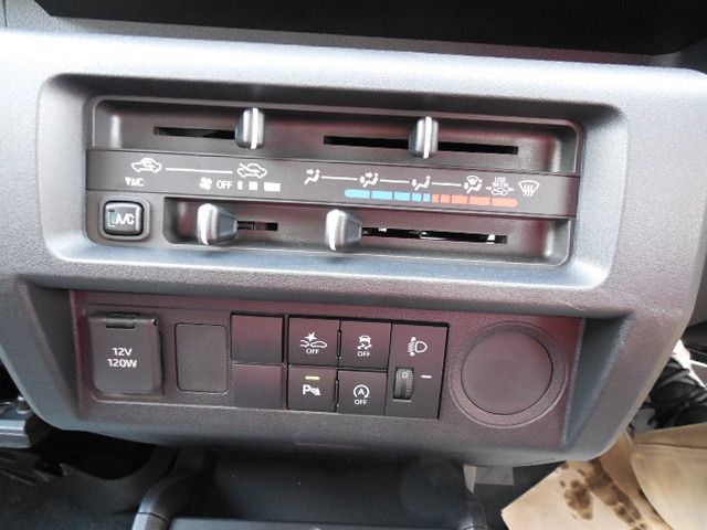 DAIHATSU HIJET truck 2025