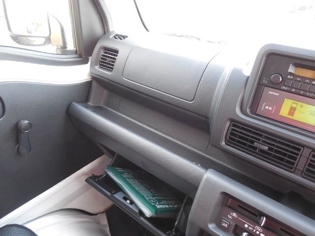 DAIHATSU HIJET truck 2025