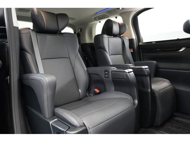 TOYOTA ALPHARD 2023