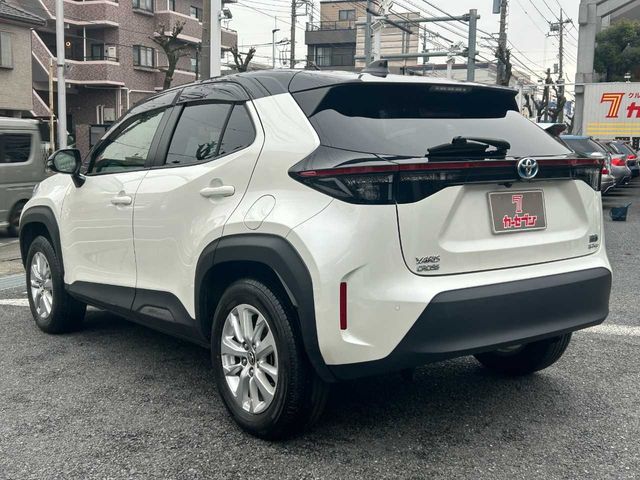 TOYOTA YARIS CROSS HYBRID 2022