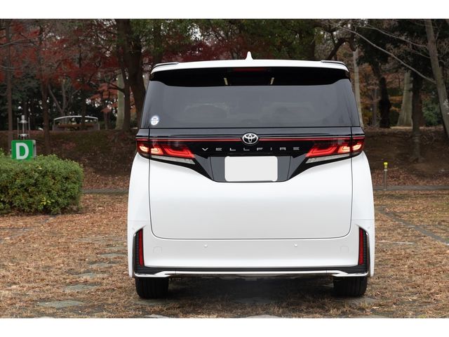TOYOTA VELLFIRE 2025
