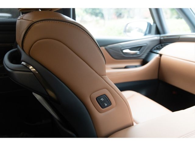 TOYOTA VELLFIRE 2025