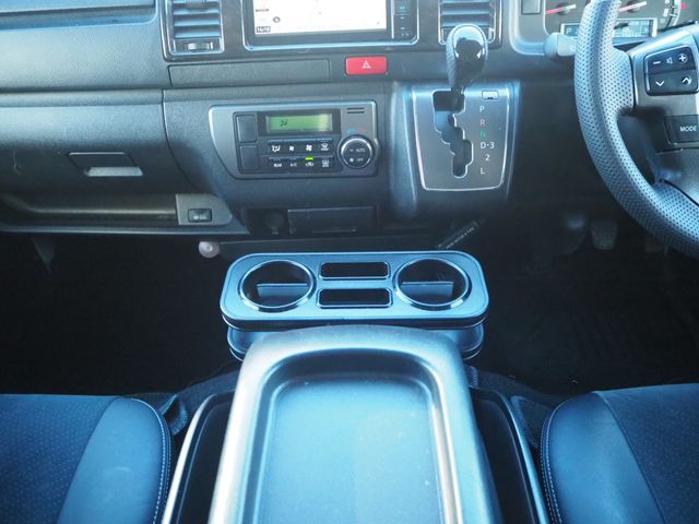 TOYOTA REGIUSACE van 2WD 2017