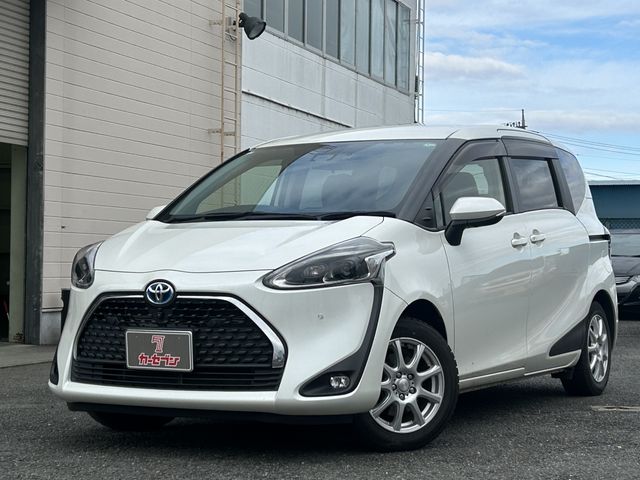 TOYOTA SIENTA HYBRID 2021