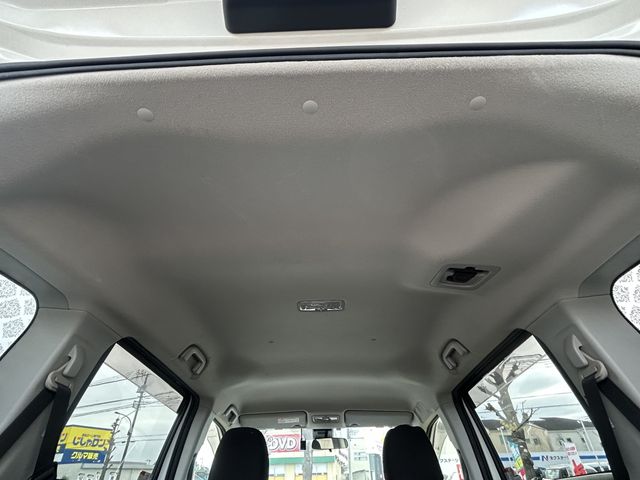 TOYOTA SIENTA HYBRID 2021