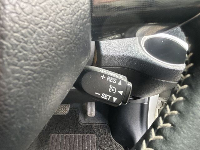 TOYOTA SIENTA HYBRID 2021