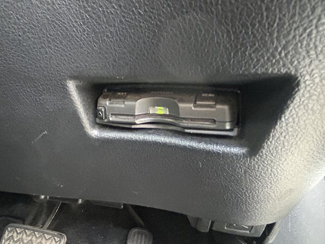 TOYOTA SIENTA HYBRID 2021