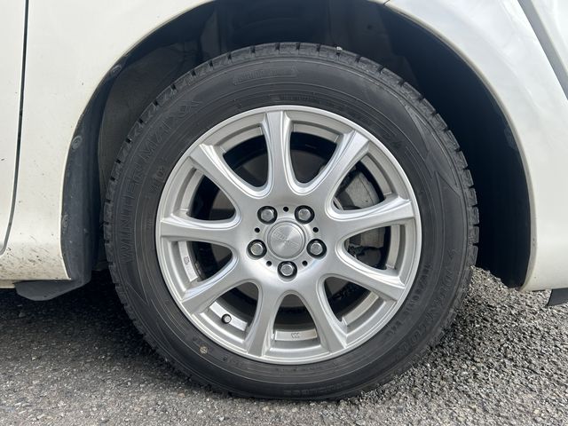 TOYOTA SIENTA HYBRID 2021