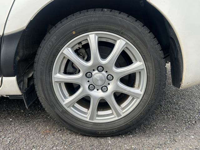 TOYOTA SIENTA HYBRID 2021