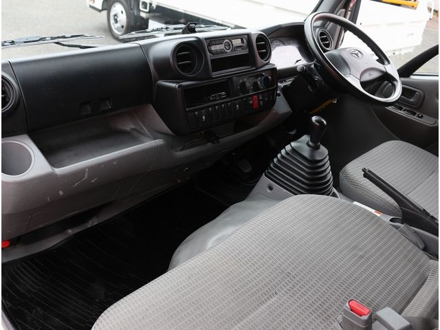 TOYOTA DYNA Route Van 2019