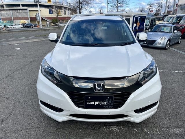 HONDA VEZEL HYBRID 2016