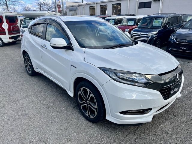 HONDA VEZEL HYBRID 2016