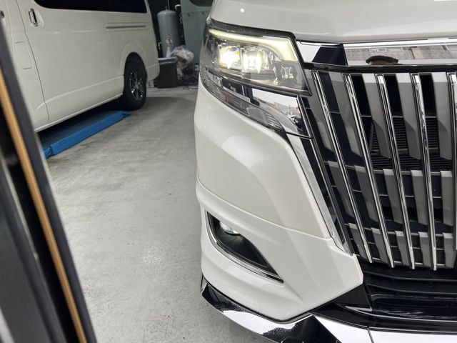 TOYOTA ESQUIRE HYBRID 2018