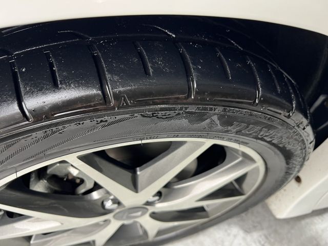 TOYOTA ESQUIRE HYBRID 2018