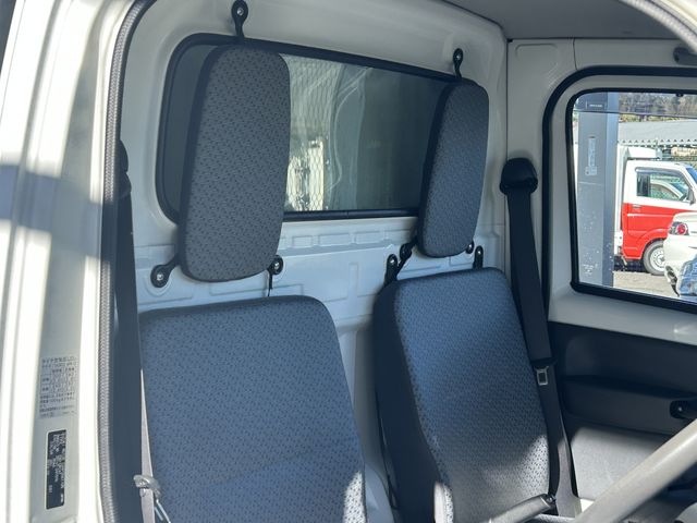 NISSAN NT100 CLIPPER 2015